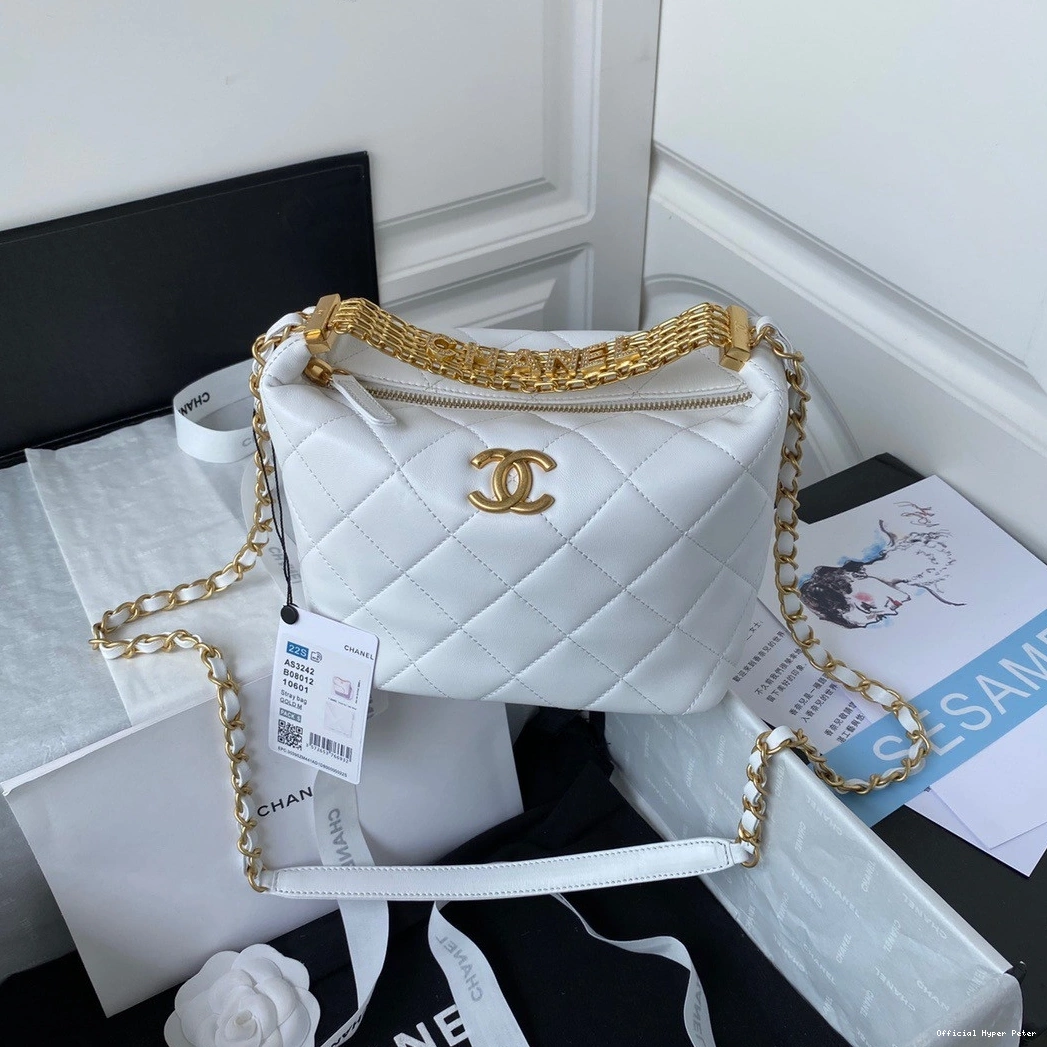 HyperPeter CHANEL SMALL HOBO BAG 0715
